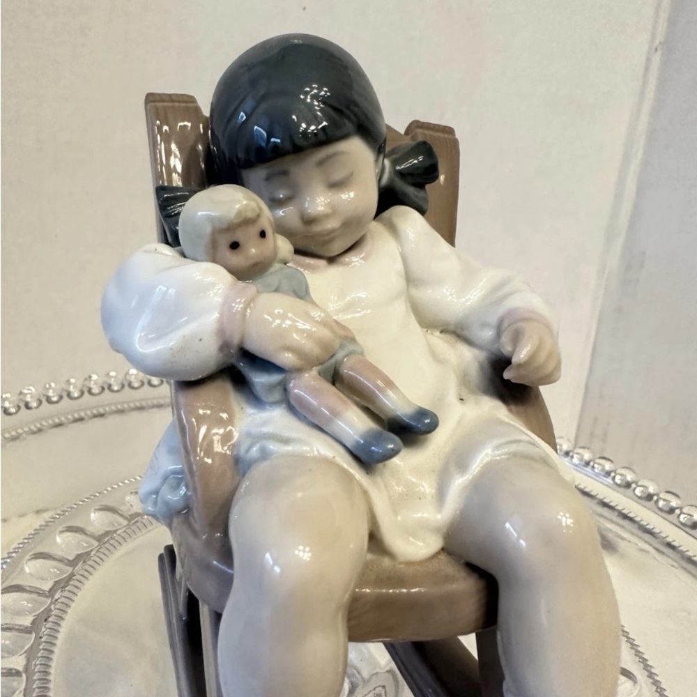 Lladro Matte Figurine “Naptime” Sleeping Girl in Rocking Chair w/ Doll #5448